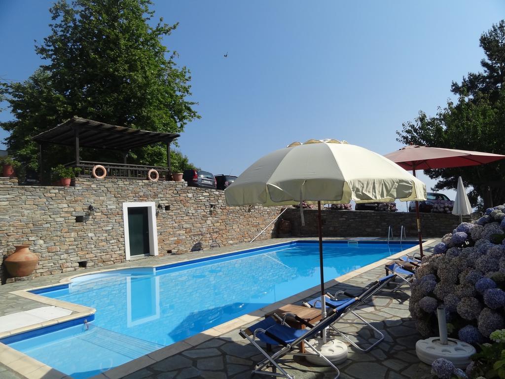 Hotel Vrionis Áyios Dhimítrios Dış mekan fotoğraf