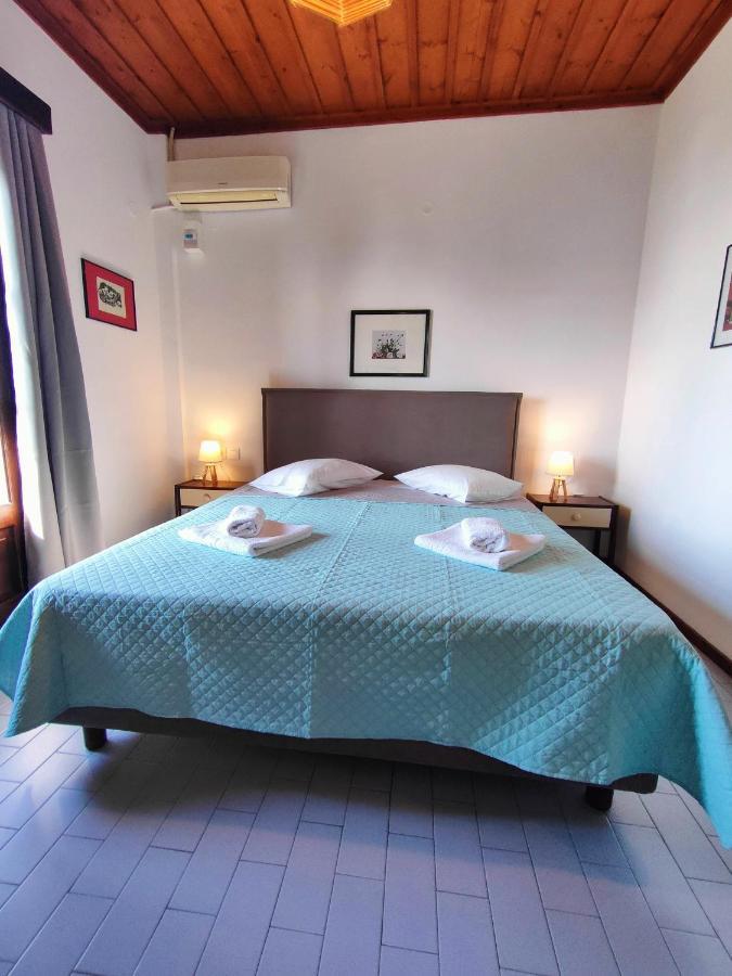 Hotel Vrionis Áyios Dhimítrios Dış mekan fotoğraf