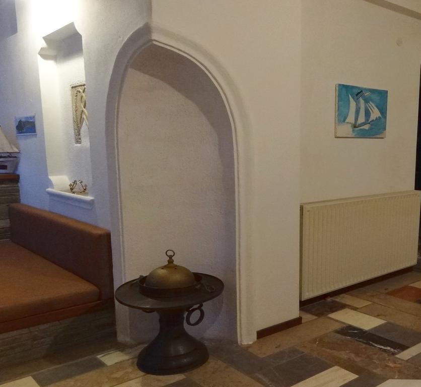 Hotel Vrionis Áyios Dhimítrios Dış mekan fotoğraf