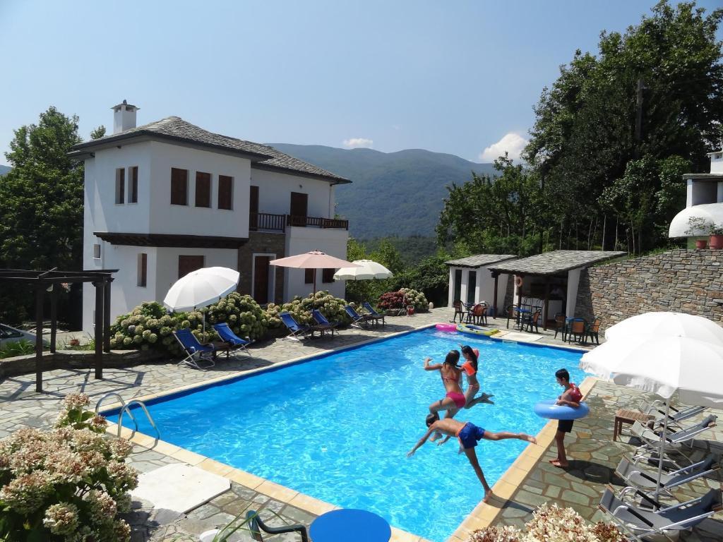 Hotel Vrionis Áyios Dhimítrios Dış mekan fotoğraf