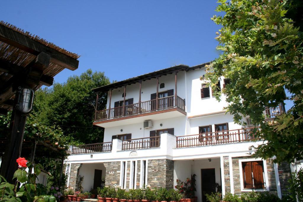 Hotel Vrionis Áyios Dhimítrios Dış mekan fotoğraf