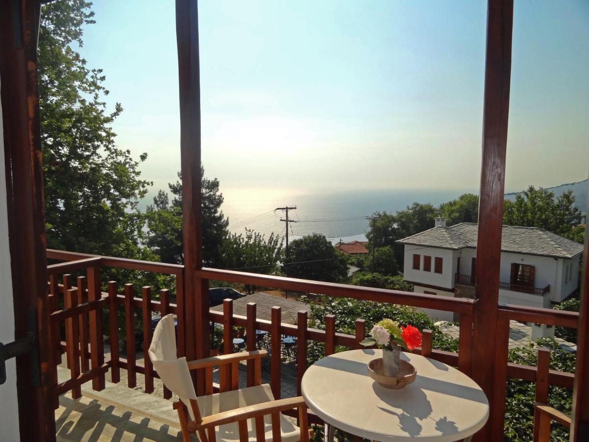 Hotel Vrionis Áyios Dhimítrios Dış mekan fotoğraf