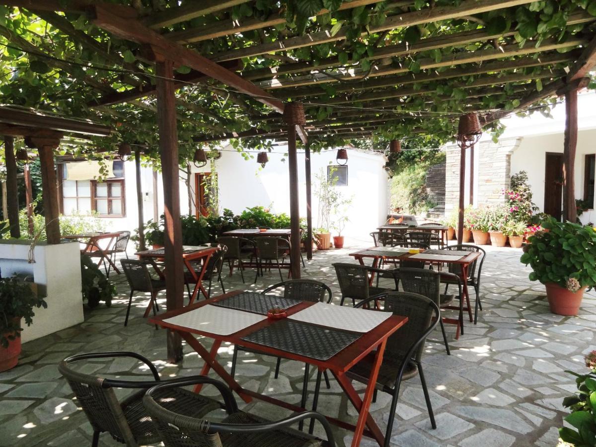Hotel Vrionis Áyios Dhimítrios Dış mekan fotoğraf