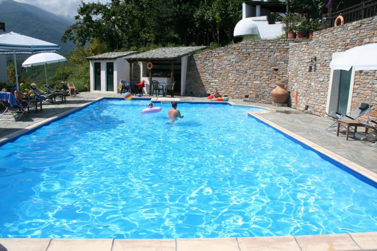 Hotel Vrionis Áyios Dhimítrios Dış mekan fotoğraf